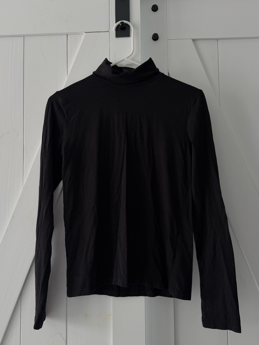 Forever 21 Black Long Sleeve Turtleneck Top Size M